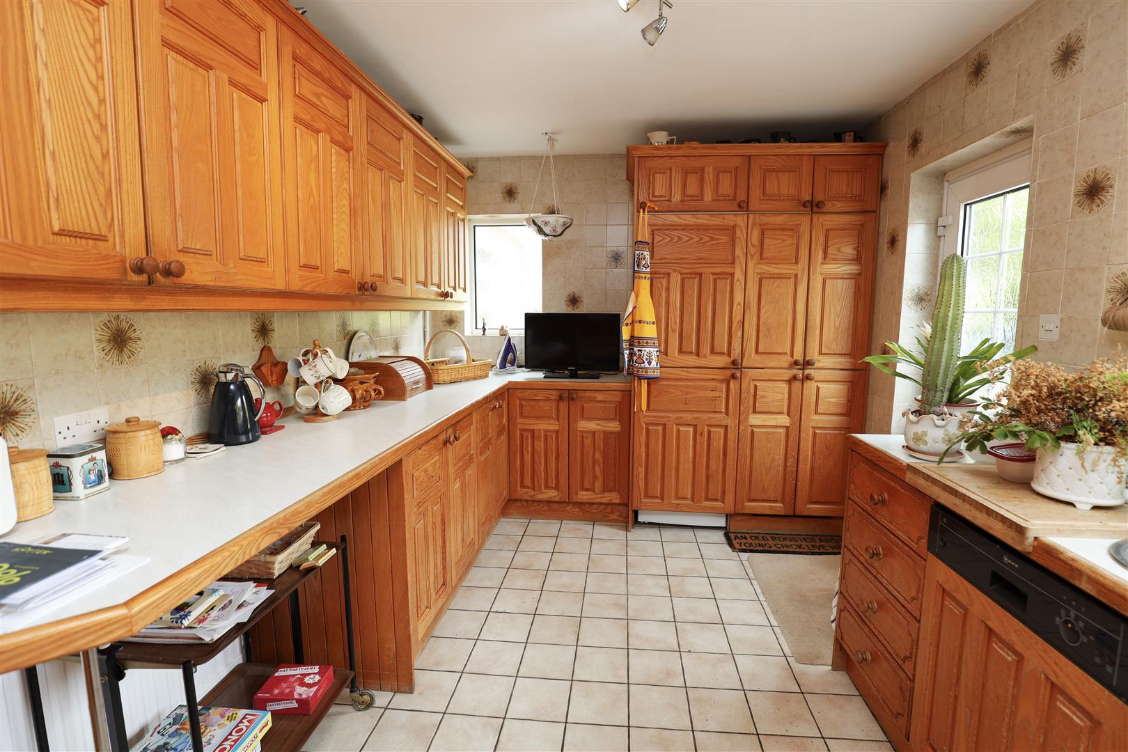 7 Meadow Court, St. Brides Major, Vale of Glamorgan, CF32 0SW